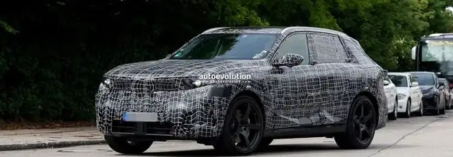 BMW iX5: oltre 650 cavalli per il SUV elettrico | Foto spia