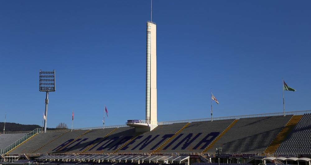 Tifosi della Fiorentina col “pezzotto” si autodenunciano per non rischiare di vederla giocare