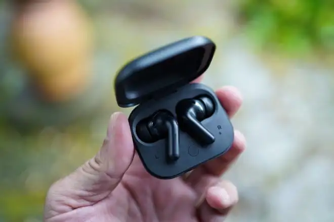 Motorola Moto Buds+ in offerta: audio Bose e Dolby Atmos a 45€ su Amazon