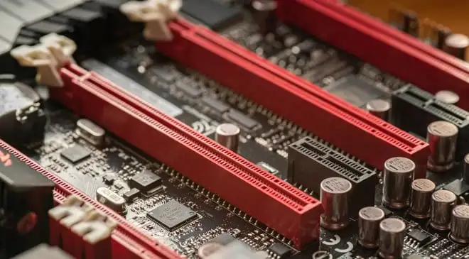 PCIe 7.0, la parola fine sulle specifiche: fino a 512 GB/s su slot x16