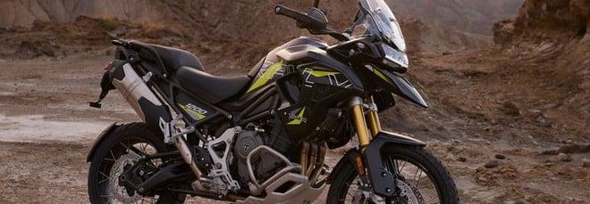 Triumph Tiger 900 e 1200 si rinnovano con le edizioni speciali Desert e Alpine