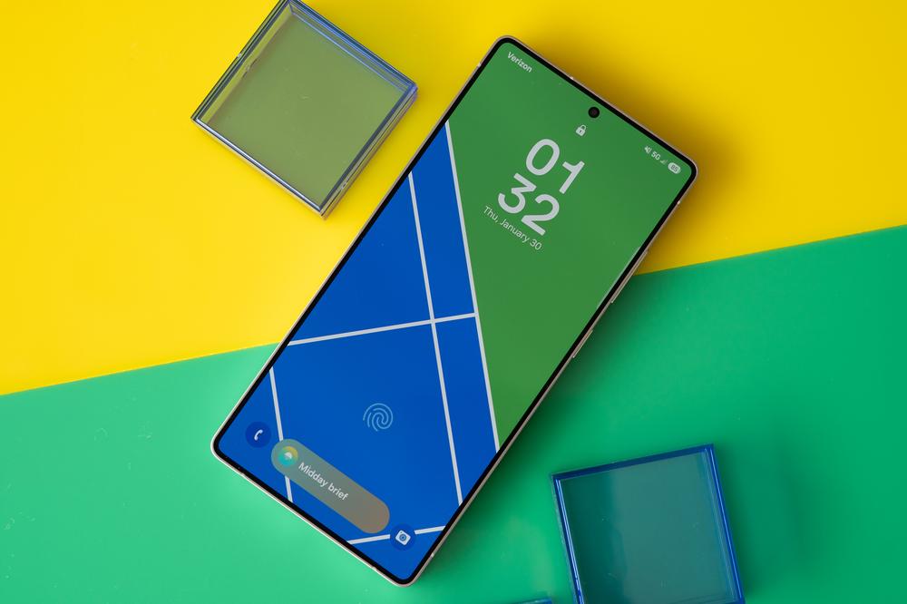 Samsung ad confirms rumors of a useful S26 ‘privacy display’