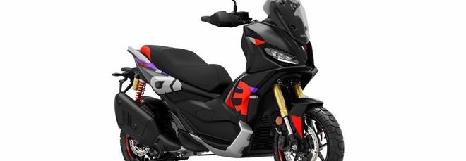 Debutta la nuova Aprilia SR GT 400 2026: ecco com'è fatto il nuovo scooter per viaggiare