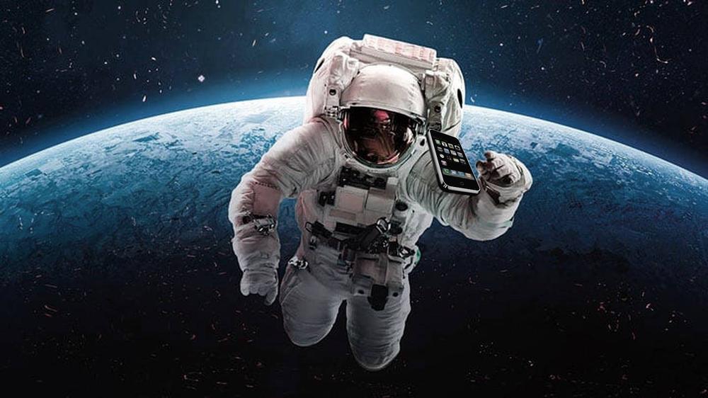 Romance scammer poses as astronaut under attack, cons woman into buying oxygen