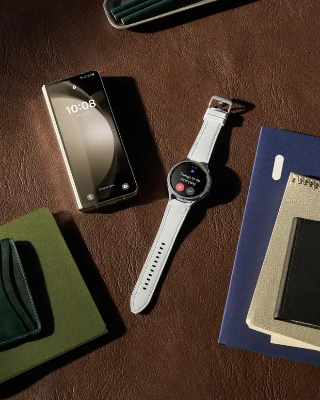 Galaxy Watch8 Classic, l'orologio più elegante di Samsung in vendita su eBay