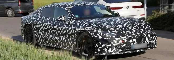 Mercedes-AMG: in arrivo la prima GT Coupé elettrica. Foto spia