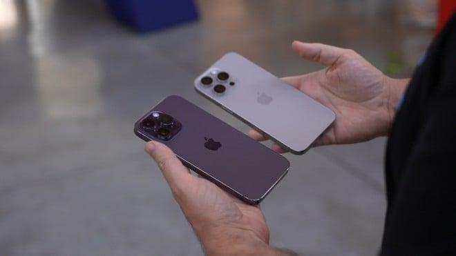 La presentazione dei nuovi iPhone manda in fermento il mercato dell'usato: i numeri