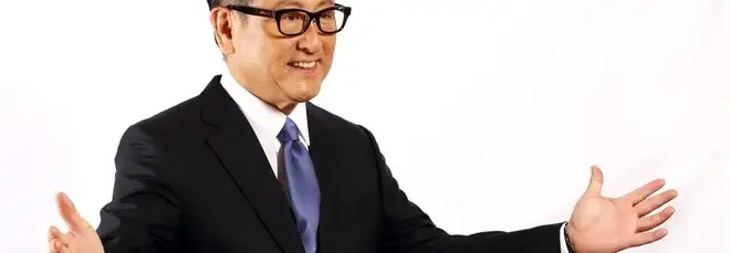 Per Akio Toyoda un'elettrica inquina quanto 3 auto ibride