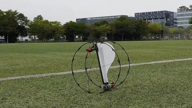 Vola e rotola: ecco ATOM, il robot con solo due parti mobili | Video