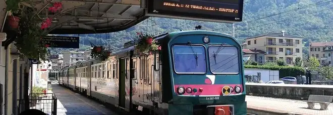Sciopero 20 giugno 2025, nuovo venerdì nero per i trasporti. Da treni ad aerei, ecco chi si ferma
