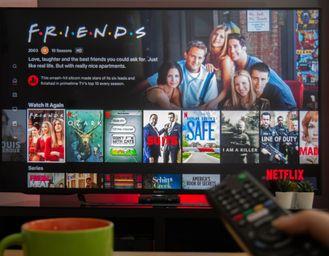 Netflix e l’uso responsabile dell’IA nelle sue produzioni. Ecco cosa potrà essere creato con l’intelligenza artificiale