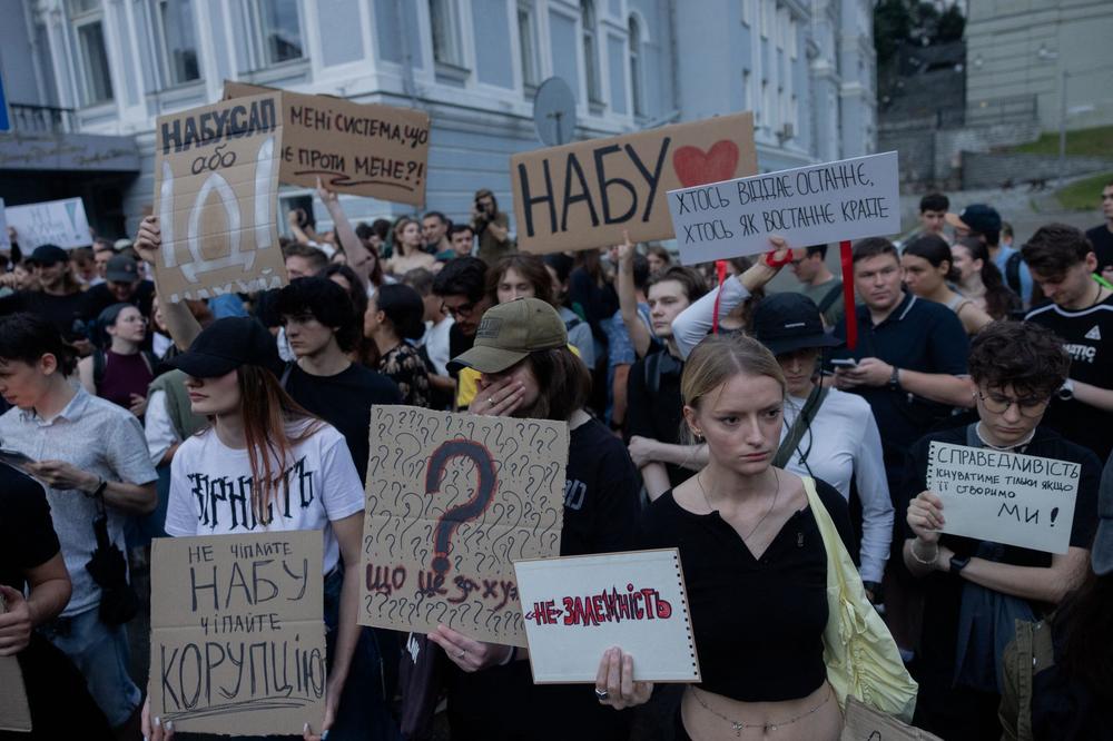 Zelensky restores anti-corruption agencies’ independence — but leaves one key change intact