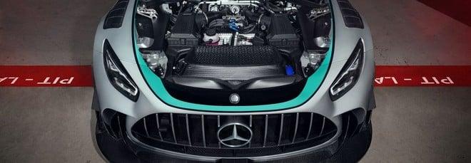 La Mercedes-AMG GT2 Edition W16 è una belva da pista da 830 CV