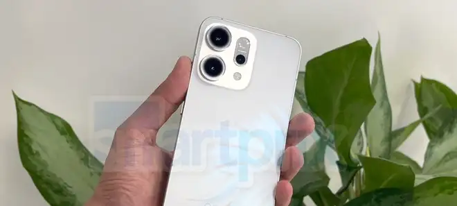 Oppo Reno14: un paio di immagini della variante global e quando arriva