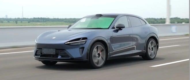 Quanti km percorre davvero la nuova Xiaomi YU7? Eccola alla prova dell'autostrada