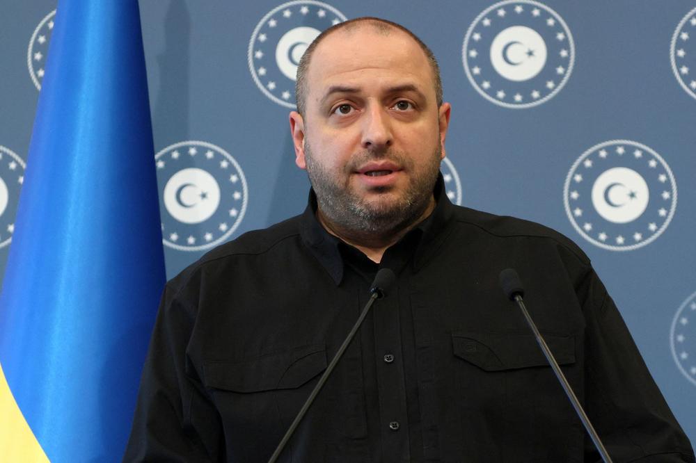 Ukraine's top security officials meet US negotiators in Miami amid peace push