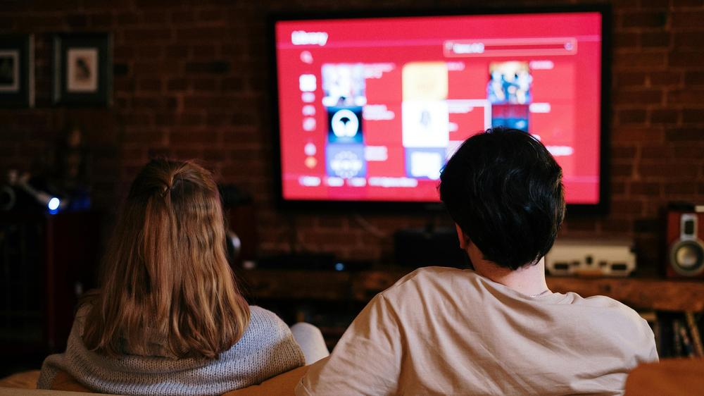 The Best Streaming Services for Watching Live TV Online in 2025