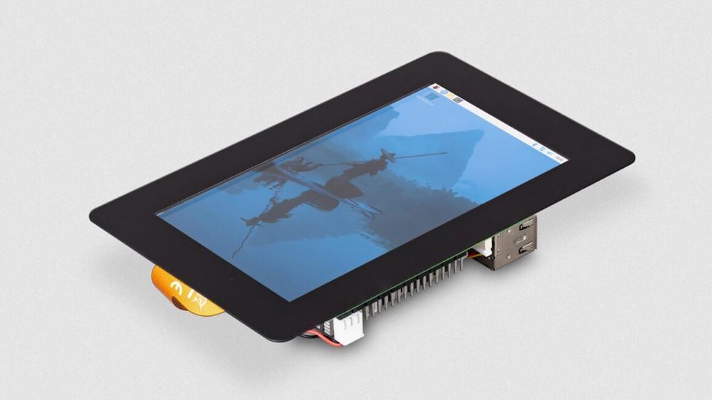 Raspberry Pi intros new 5-inch $40 touchscreen for your next weird project