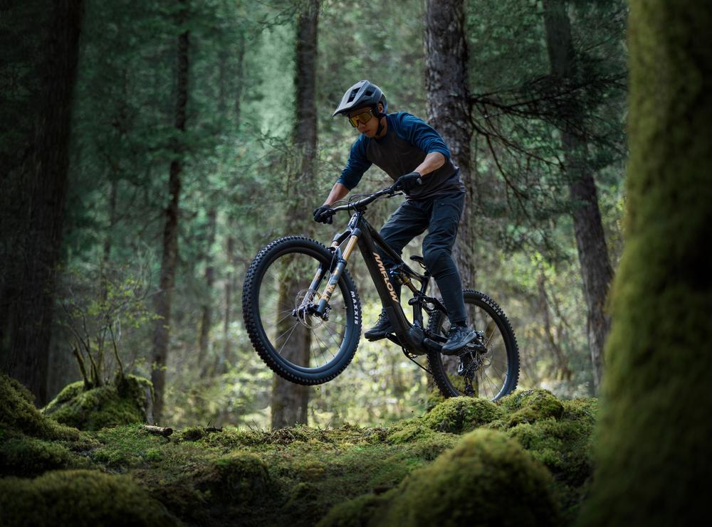 DJI finally brings its impressive Amflow e-bike to US trails