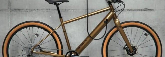 Questa bici elettrica si ricarica in meno di 15 minuti
