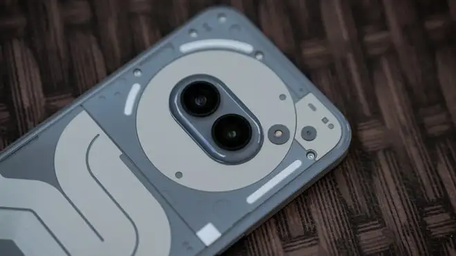 Nothing Phone (2a) Plus: nuovo minimo su Amazon per il mid-range (anche in 5 rate)