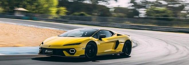 La Lamborghini Temerario si scatena sul circuito di Estoril