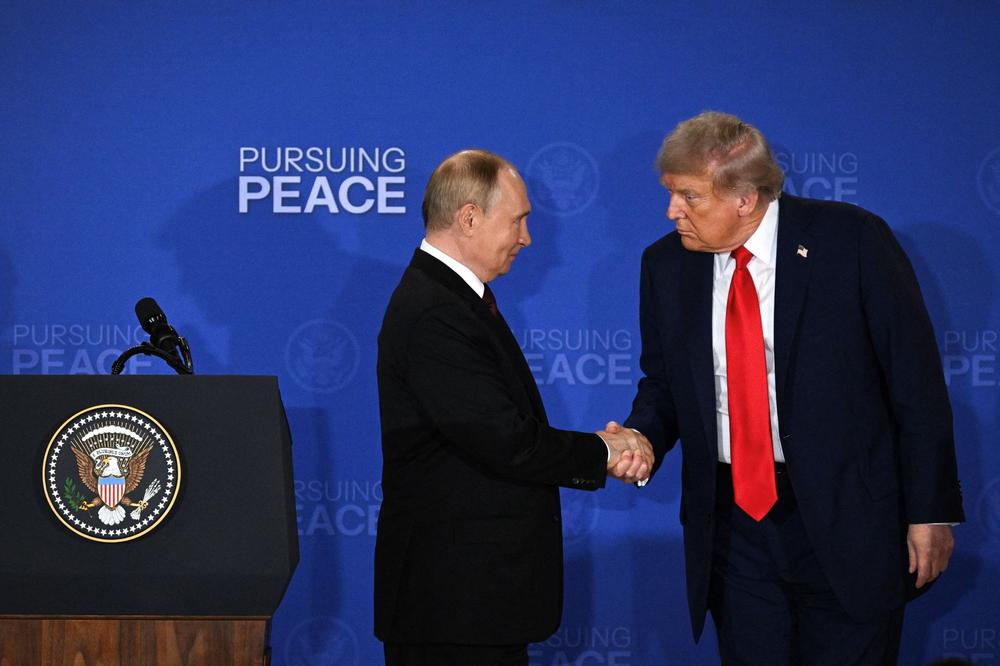 Are dollars replacing diplomacy in US-Russia talks?