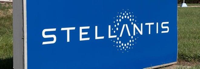 Stellantis sotto pressione: tonfo dei ricavi del 13%. I dazi peseranno 1,5 miliardi nel 2025