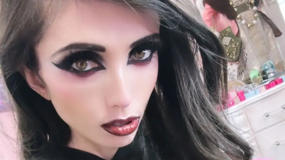 Eugenia Cooney fans worried as TikToker goes AWOL after ending stream ‘not feeling good’