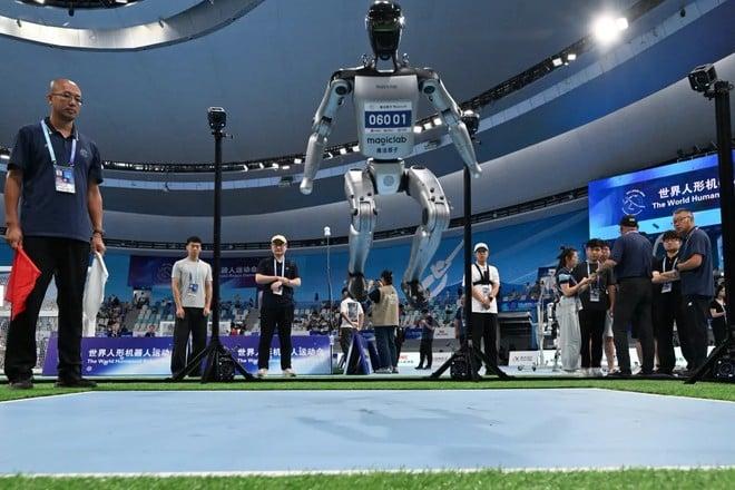 Unitree domina i primi giochi mondiali per robot umanoidi