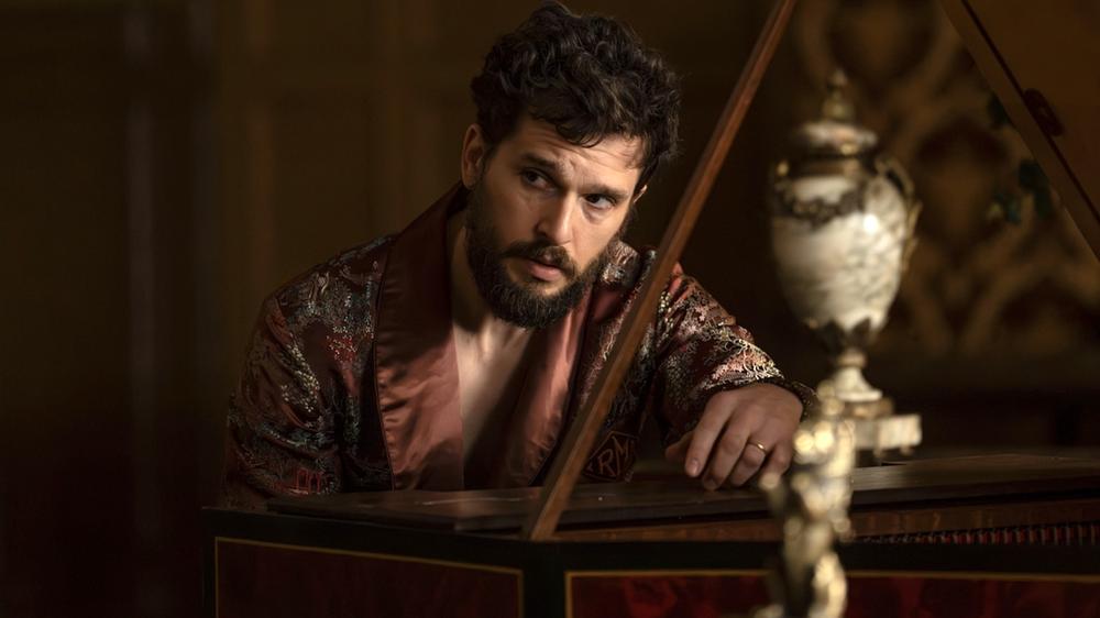 What does proletariat mean? Behind Henry’s breakdown in Industry Season 4 Episode 2