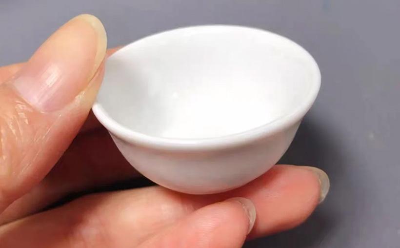 Woman Feral at Sight of $32 Trinket Dish