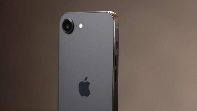 iPhone 16e è sempre più conveniente: a meno di 550€ è il best buy di Apple