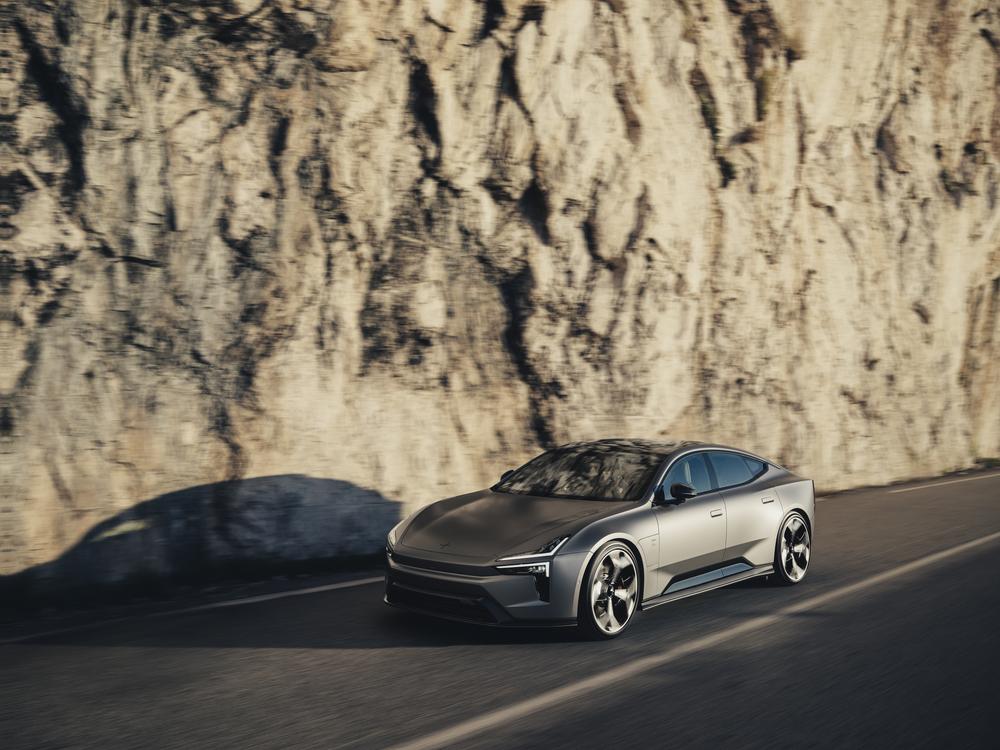 The Polestar 5 is an 884hp fastback sedan that should make Porsche nervous