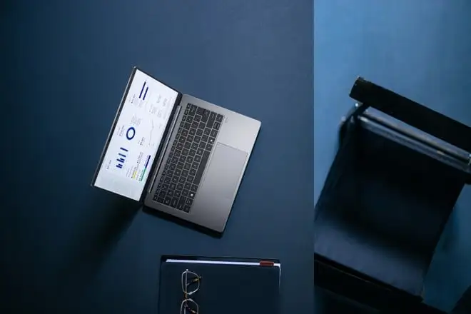 ASUS ExpertBook P5: notebook Copilot+ PC per un lavoro intelligente