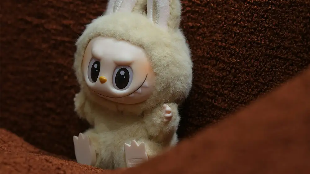 Chinese authorties ban banks from using Labubu dolls to lure customers