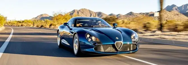 Sembra un'Alfa Romeo ma nasconde un segreto