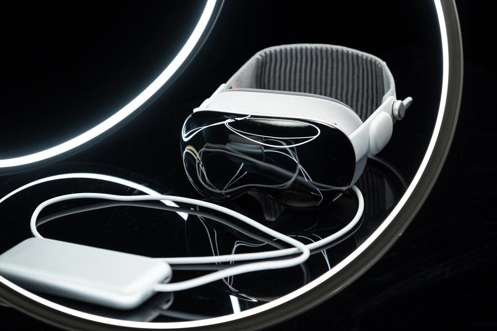 Apple’s second-generation Vision Pro might launch this year