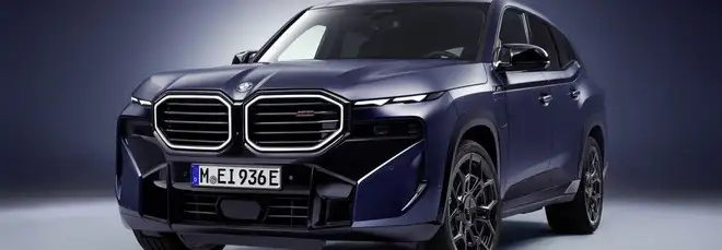 BMW XM si aggiorna: nuove opzioni per il maxi SUV ibrido Plug-in