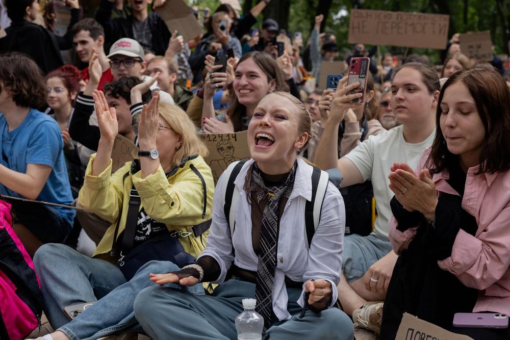 Editorial: Democracy won in Ukraine today, but the battle isn’t over