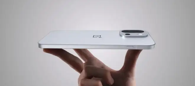 OnePlus 15T, specifiche trapelate (e poi scomparse): batteria enorme e non solo