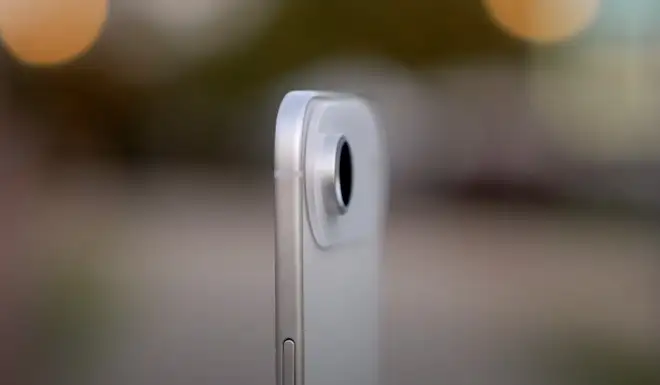 iPhone 17 Air continua a stupire con la sua sottigliezza: nuove immagini confronto