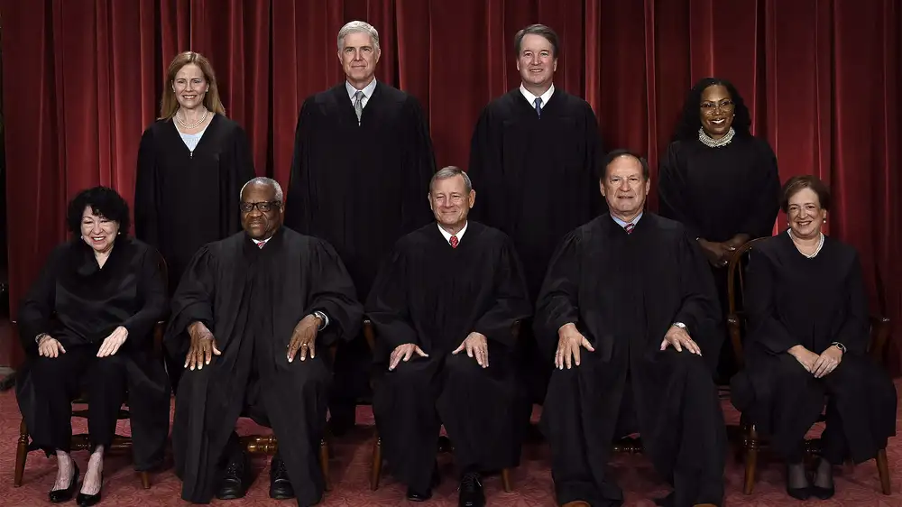 Supreme Court Rules 6-3 That Everyone A Damn Critic