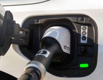 Ibride plug-in ed emissioni: non è la tecnologia a tradire, ma l'uso che ne facciamo