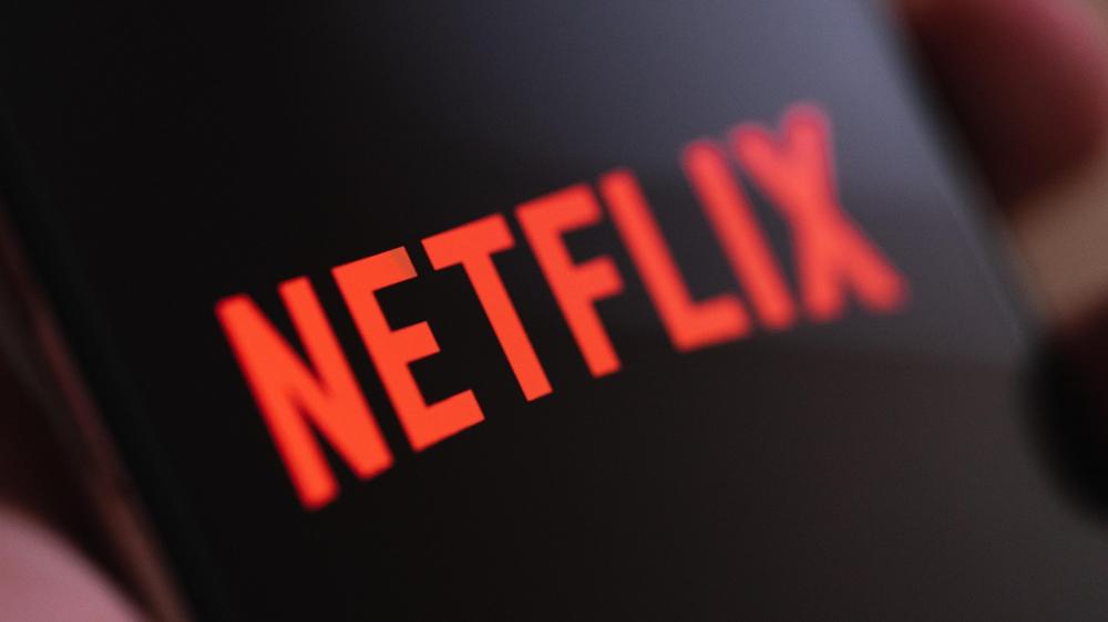 Canadian government blocks Netflix after staff stream terabytes of movies on the job