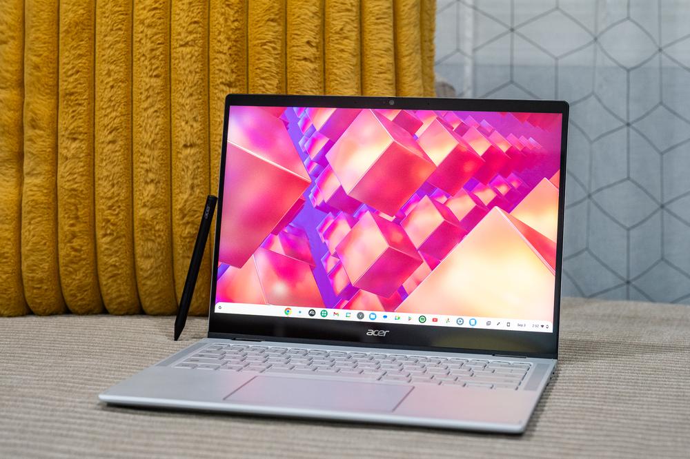 My brief hands-on with Acer’s new convertible Chromebook has me cautiously optimistic