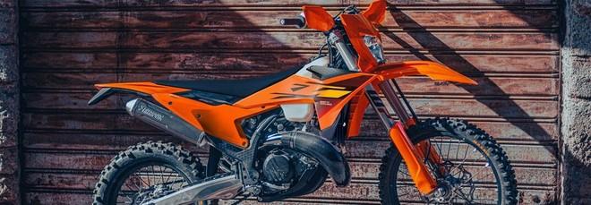 KTM, ecco la gamma EXC 2026: le novità per il mondo enduro