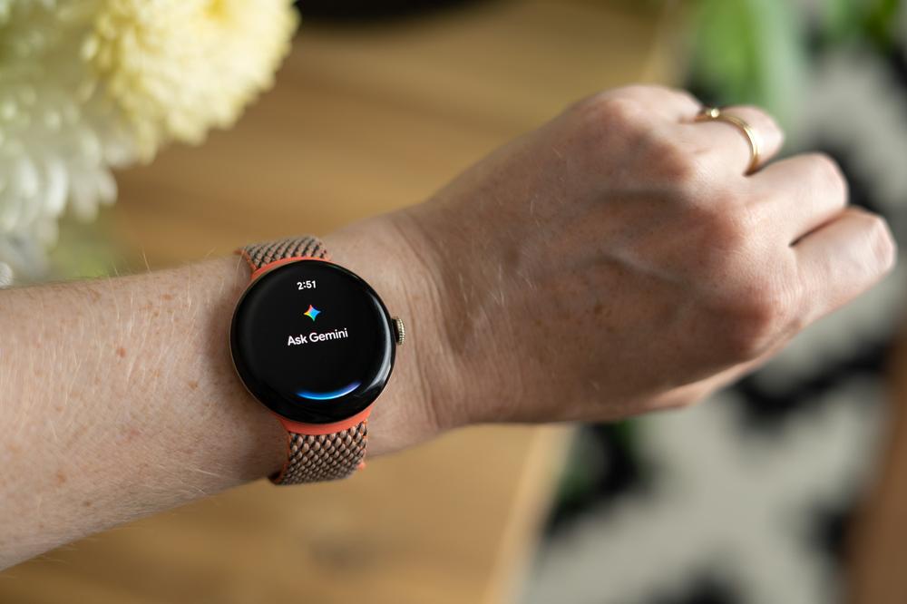I tried Gemini on the Pixel Watch. Here’s what it’s like