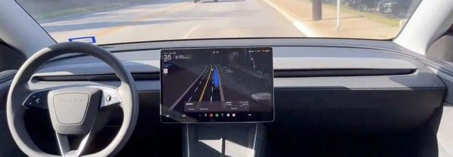 Elon Musk sui robotaxi: 