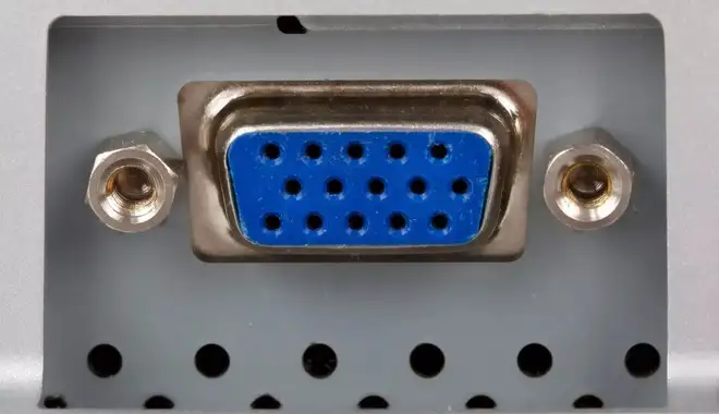 Panasonic dice addio alla porta VGA: un altro simbolo che scompare